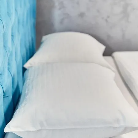 Apartment Room Novi Sad