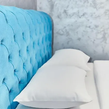 Room Novi Sad